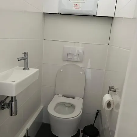 شقة 2 Bedroom 1 Floor In Vrijheidstraat 3 *